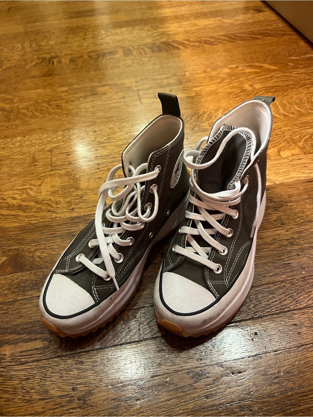 Khaki Green Converse Run Star Hike